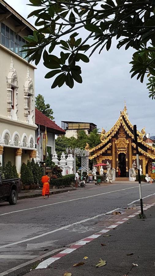 The Commonroom Cnx Chiang Mai Exterior photo