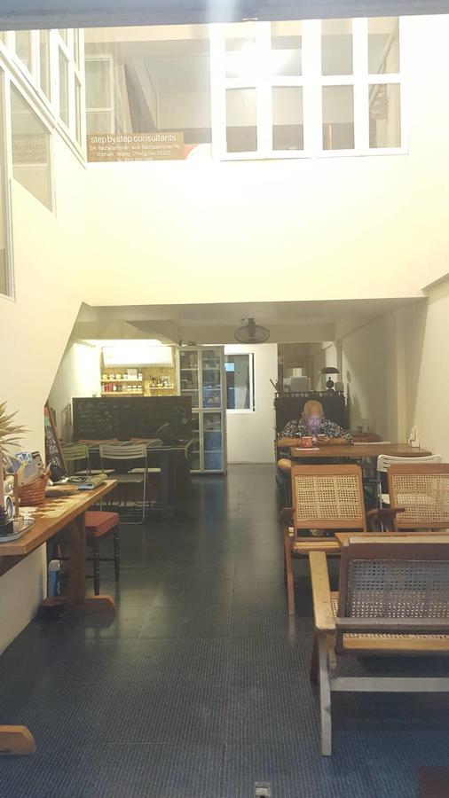 The Commonroom Cnx Chiang Mai Exterior photo